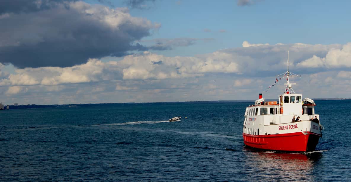 From Poole to Swanage: 2-Hour Jurassic Coastal Cruise
