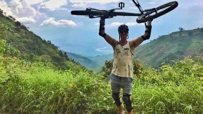 medellín fullday mountain biking tour