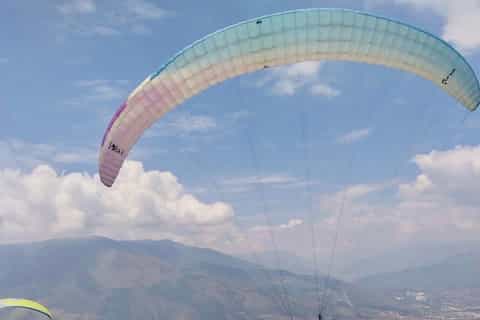 Medellín: Paragliding in the Colombian Andes