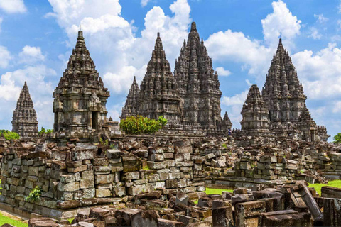 Yogyakarta: całodniowa wycieczka do jaskini Jomblang i świątyni Prambanan