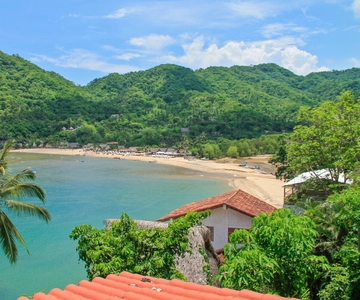 Vallarta: Yelapa Waterfall & Majahuitas Snorkel Adventure