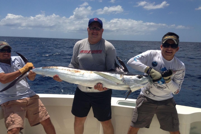 Cancun: Luxury Fishing Experience 8-Hour Tour