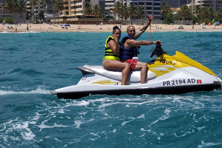 Puerto Rico : Excursion guidée en jet-ski sur la côte est jusqu'à Isla VerdeCaroline: visite guidée en jet ski de la côte est à Isla Verde
