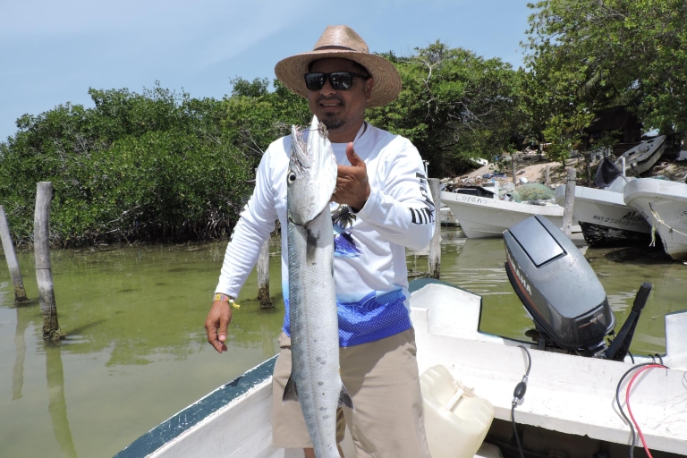 Cancun: Barracuda Fishing Experience Standard Option