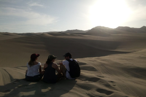 Från Lima: Huacachina Oasis Tour, vingård och solnedgång i öknen