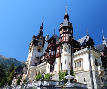 Visita o Castelo de Peleș com um guia de turismo especializado
