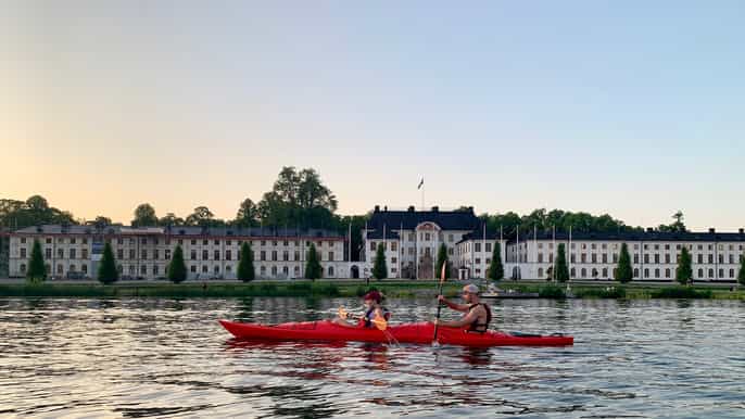 stockholm ecofriendly sunset kayaking tour