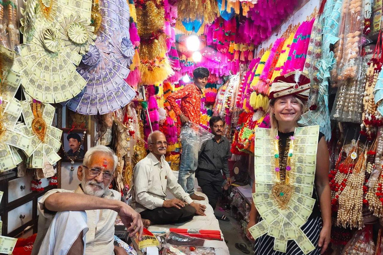 Agra - Gatumat Street Food Guidad promenad med kryddmarknad eller guideAgra: Historiska höjdpunkter Privat vandringstur