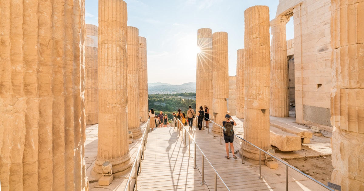 Explore the Acropolis & Parthenon com Licensed Guide · athens