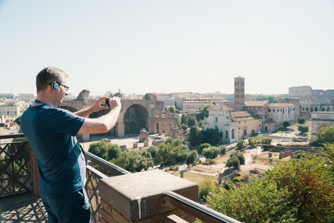 Roma: tour guiado subterráneo de 3,5 horas por el ColiseoRoma: tour guiado de 3,5 horas por el Coliseo y el Foro - Privado