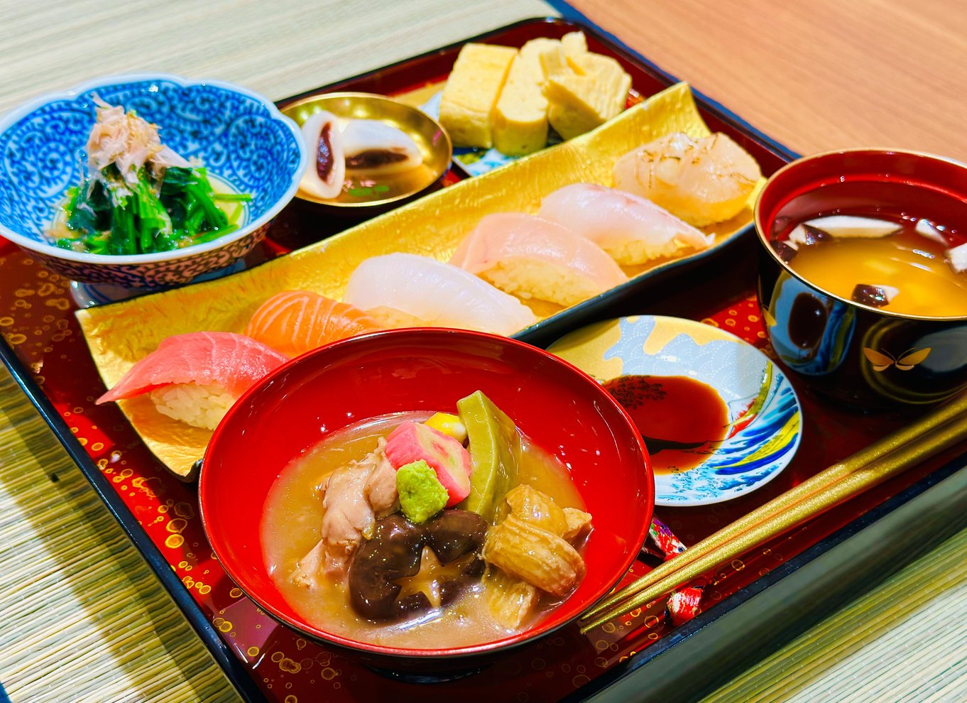 Kanazawa: Autentisk japansk madlavning og undervisning i sushi-fremstilling