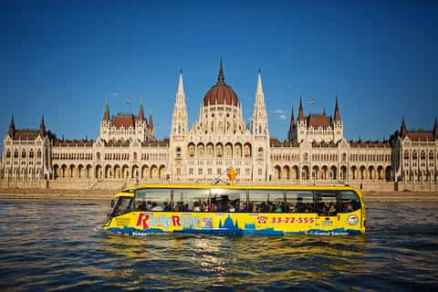 Budapest: Floating Bus Tour by Land and Water