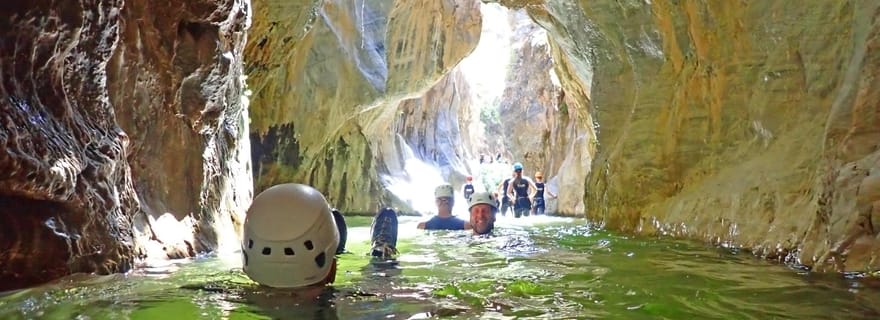 Depuis Marbella : aventure de canyoning guidée sur la rivière Guadalmina