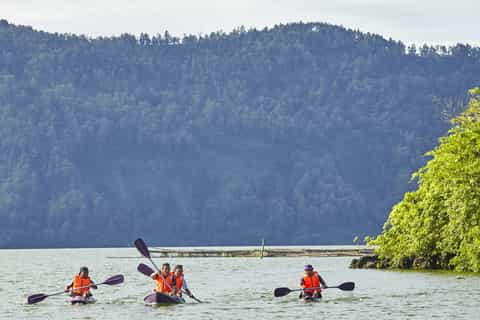 Lake Batur: Kayak and Natural Hot Spring Experience