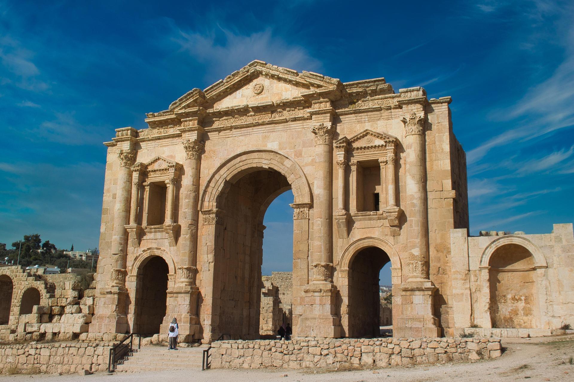 Ab Amman: Jerasch, Festung Adschlun, Mar Elias – Tagestour