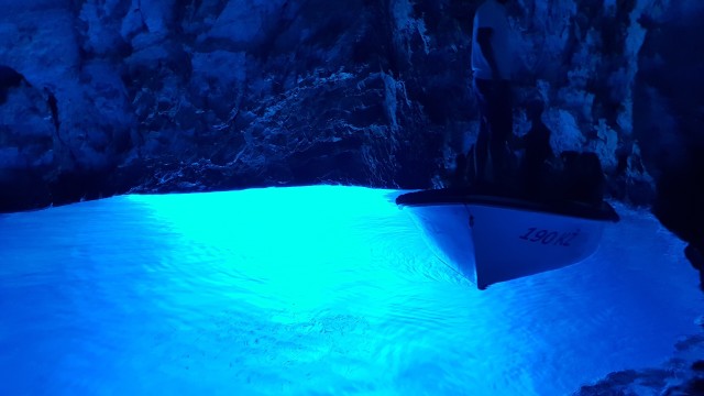 Visit From Hvar Vis Island and Blue Cave Speedboat Tour in Hvar, Croácia