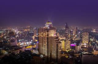 Bangkok: Tischreservierung im Lebua Hotel mit Transfers