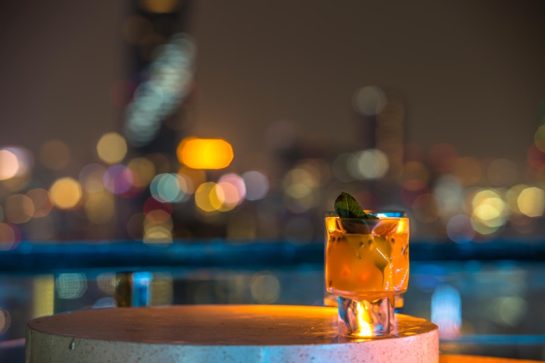 Bangkok: Lebua Rooftop Bar Reservation & Round-Trip Transfer Reservation for Distil Bar with Transfers