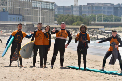 Porto: Surf Lesson with Experienced Surf School