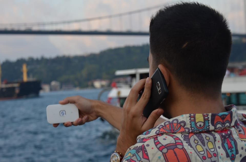 Istanbul: Unlimited 4G Internet Pocket WiFi in Turkey