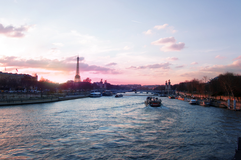 París: Crucero turístico de Nochevieja con champán