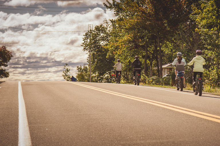 Cidade de Quebec: Ile d&#039;Orléans Tour guiado de E-Bike com degustaçõesCidade de Quebec: Passeio guiado de E-Bike pela Ile D&#039;Orléans com degustações