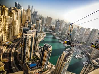 Dubai: Fahrt mit der Zipline über die Marina Dubai: Fahrt mit der Zipline über die Marina