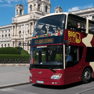 Wiedeń: Wycieczka po mieście Big Bus Hop-On Hop-Off z opcją rejsu