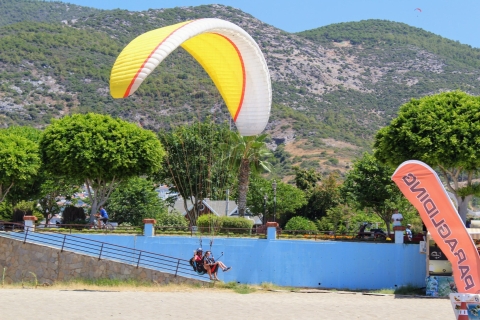 Alanya: Tandem Paragliding Experience Paragliding Experience with Pickup from Alanya