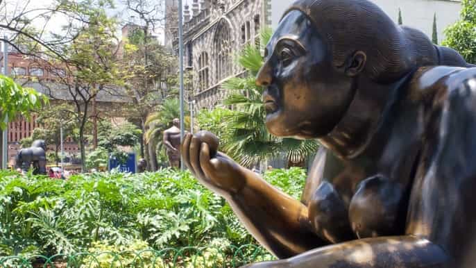 medellin private city tour