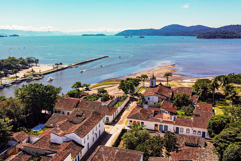 Tour storico della città di Paraty a piediTour privato - Guida bilingue