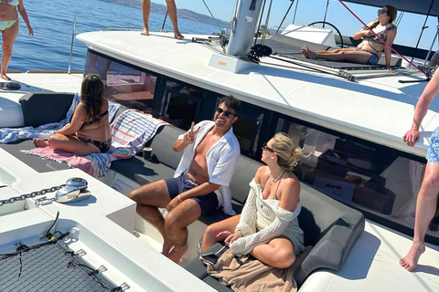 Chania Old Port: Luxury Catamaran Cruise to Agioi Theodoroi