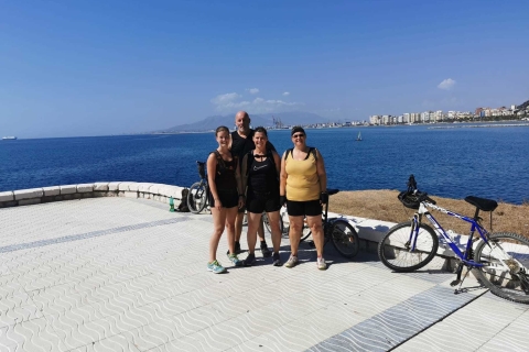 Málaga: tour privado en bicicleta con guíaMálaga: tour guiado en bicicleta