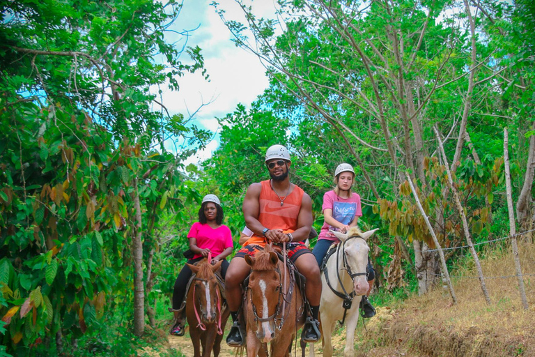 Punta Cana : Safari en tyrolienne, buggy et équitation