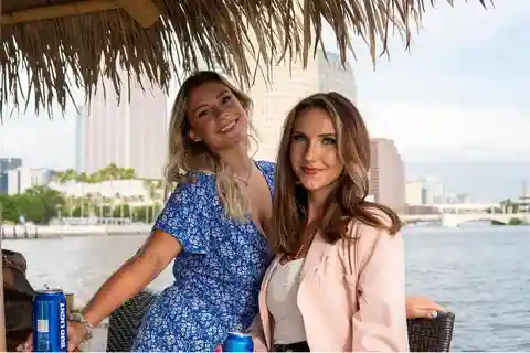 Tampa Bay: Downtown Tampa Tiki Cruise