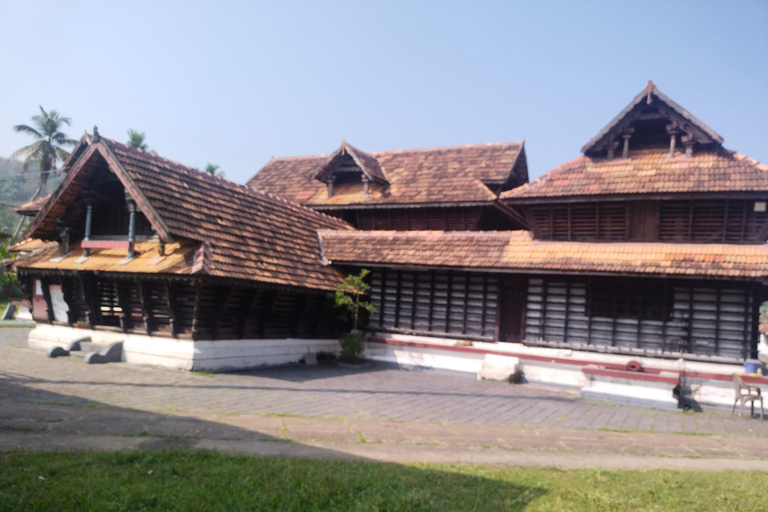 Kochi: Mulanthuruthy, Pazhoor, and Areekal Day Trip