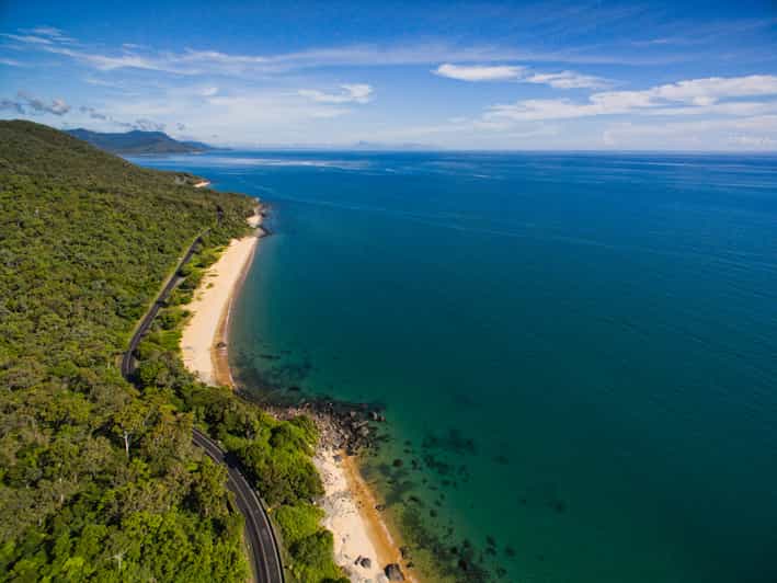 Cairns Airport: Private Transfer to/from CBD, Nthn. Beaches
