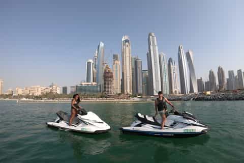 Dubai: Mina Seyahi 1-Hour Jet Ski Rental