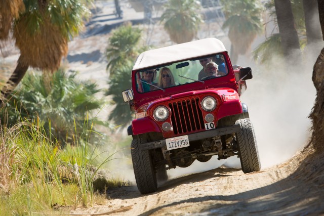 Visit Palm Springs San Andreas Fault Open-Air Jeep Tour in Sahara Desert