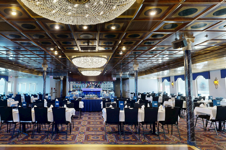 Savannah: Thanksgiving Riverboat Dinner Cruise