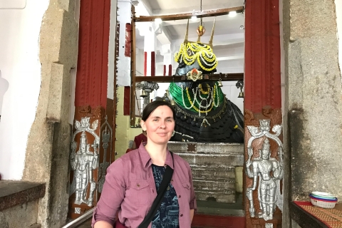 Bangalore: Basavanagudi Walking Tour with Bull Temple
