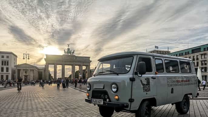 berlin tournée soviétique privée dans un minibus russe