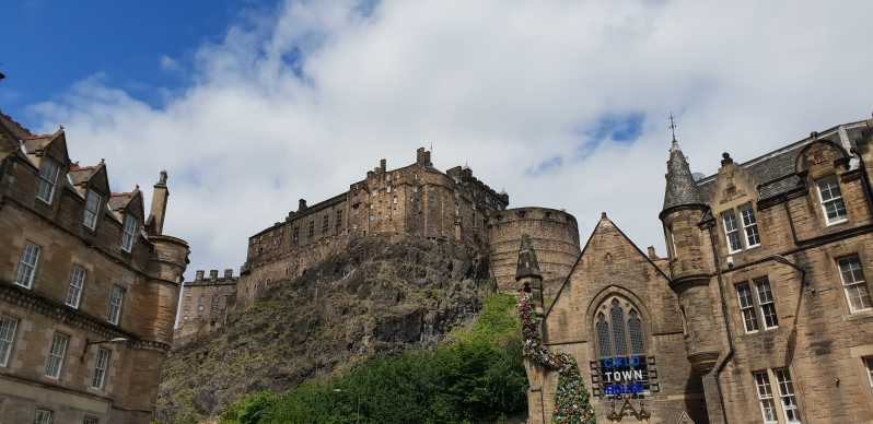Edinburgh: Guided Tour in French