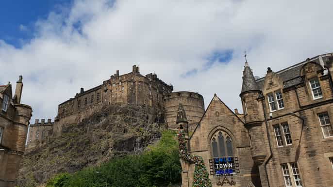 edinburgh guided tour in french