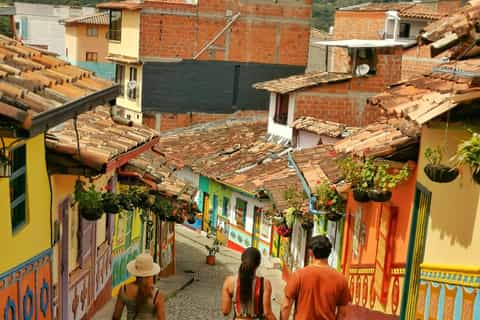 From Medellín: Guatape Rock and Coffee Farm Tour