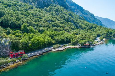 Kotor: tour turístico en autobús con paradas libres y tour a pieKotor: autobús turístico con paradas libres y recorrido a pie