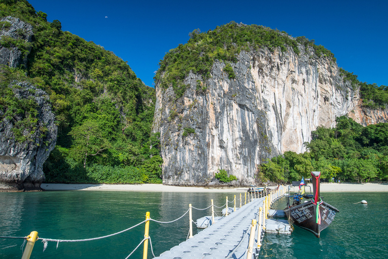 Excursión en barco de cola larga de medio día a la isla de Hong desde Koh Yao Noi