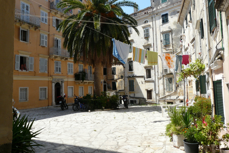 Corfu: Achilleon Palace and Kanoni Private Tour