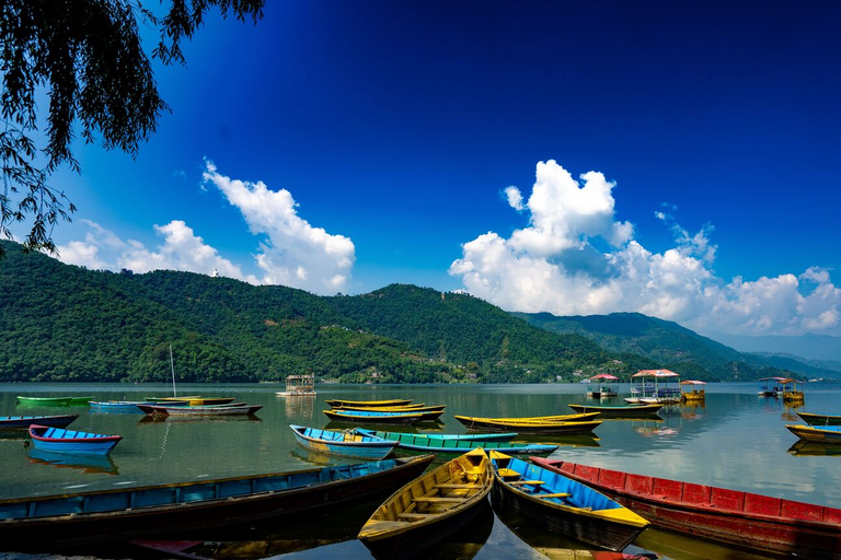 Au départ de Katmandou : 3 jours de vol et de visites à Pokhara