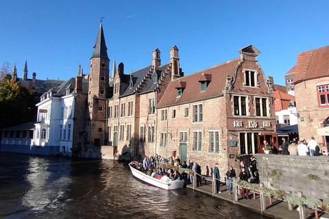 Excursão a pé em pequenos grupos em Bruges - City and Beyond